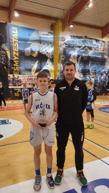 IMG_20240218_121548567_BURST001