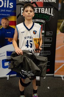 ABNC7537 (Kopírovat)